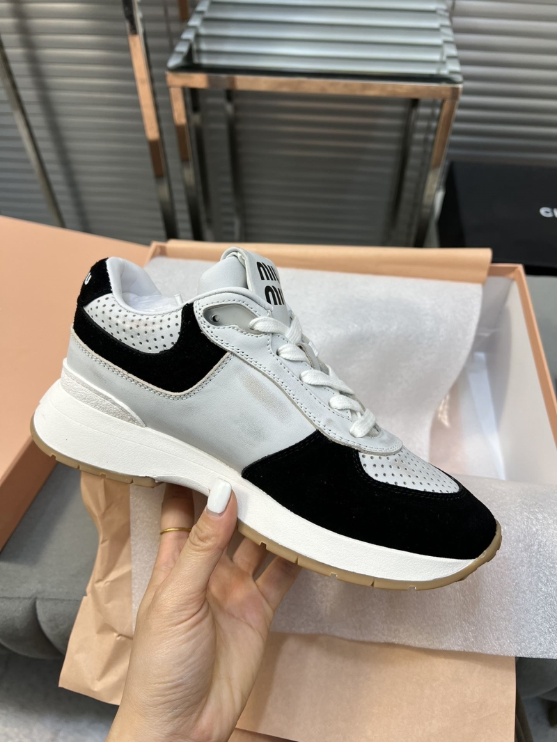 Miu Miu Casual Shoes